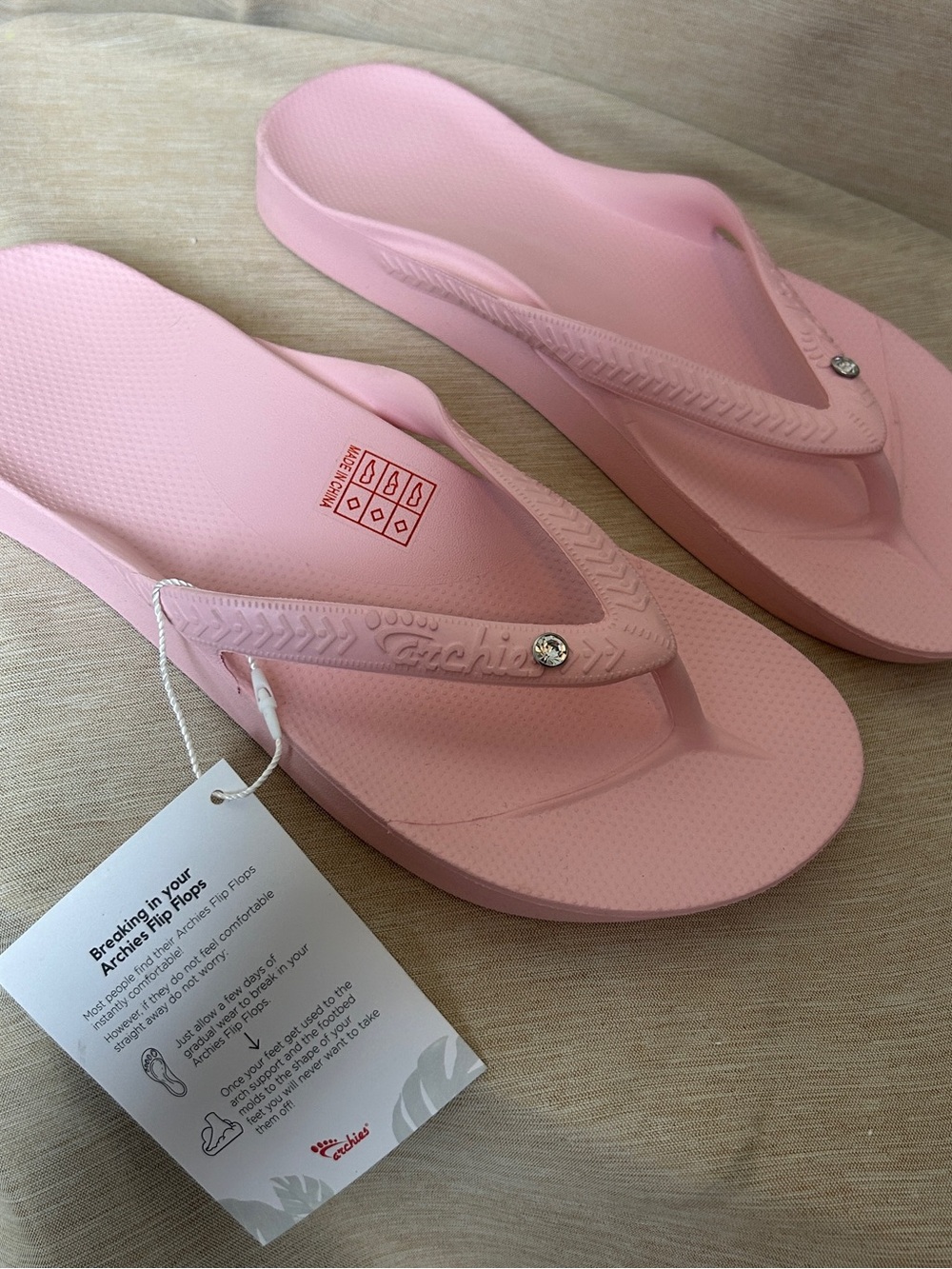 Arch Support Pink Women's Sandals - Cushioned Flip Flops Archies podiatrist - Picture 2 of 7
